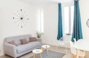 AMAZING LARGE 1-BEDROOM